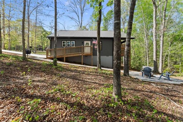 162 Hickory Ridge Drive, Cleveland, GA 30528