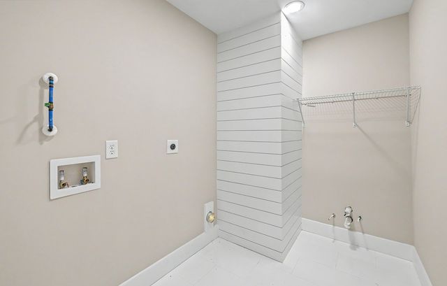 234 Columbia Drive, Ladson, SC 29456