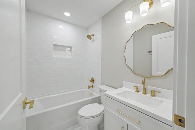 234 Columbia Drive, Ladson, SC 29456