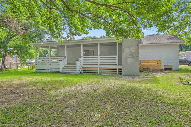 234 Columbia Drive, Ladson, SC 29456