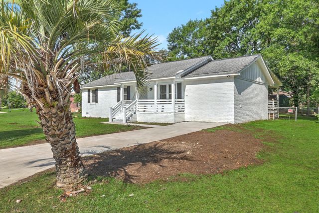 234 Columbia Drive, Ladson, SC 29456