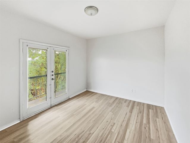 7126 Holly Hill Drive 304, Dallas, TX 75231