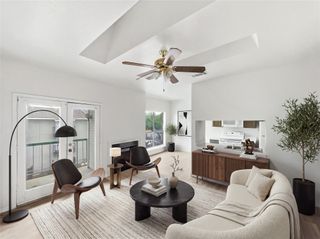 7126 Holly Hill Drive 304, Dallas, TX 75231