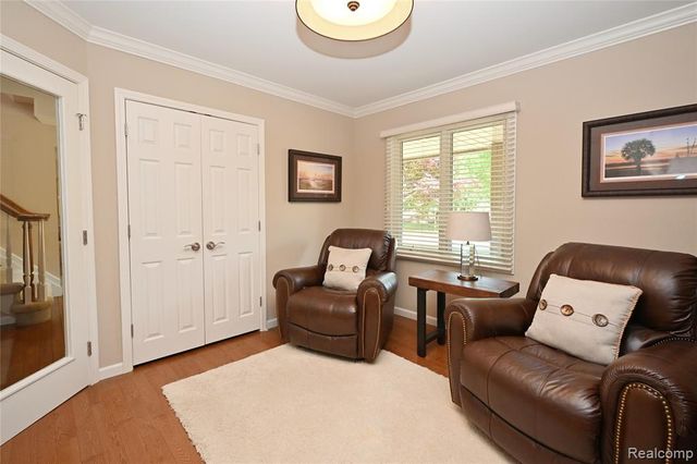1958 Chancery Drive, Troy, MI 48085