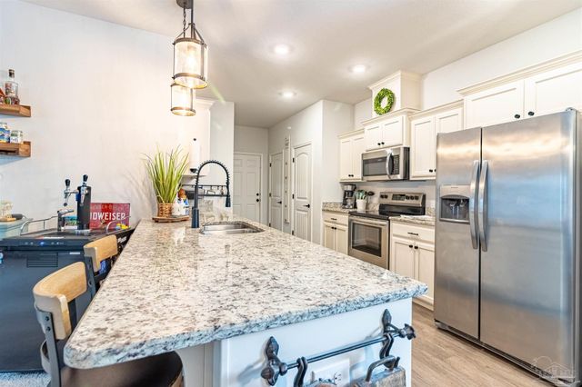 2025 Sunset Pine Way, Gulf Breeze, FL 32563