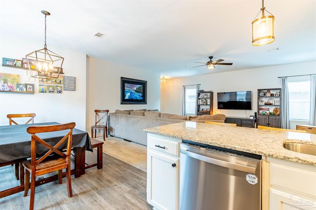 2025 Sunset Pine Way, Gulf Breeze, FL 32563