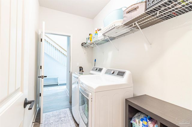 2025 Sunset Pine Way, Gulf Breeze, FL 32563