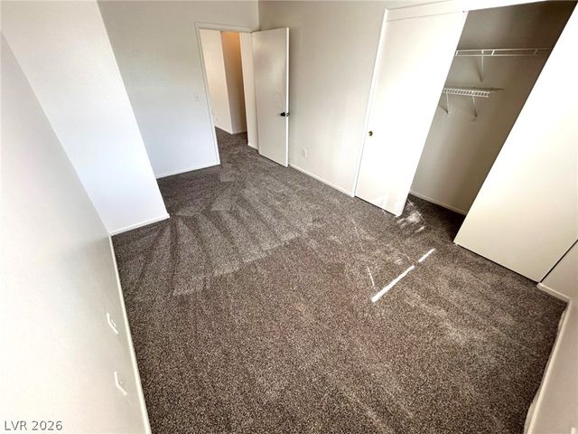 4916 River Splash Avenue, Las Vegas, NV 89131