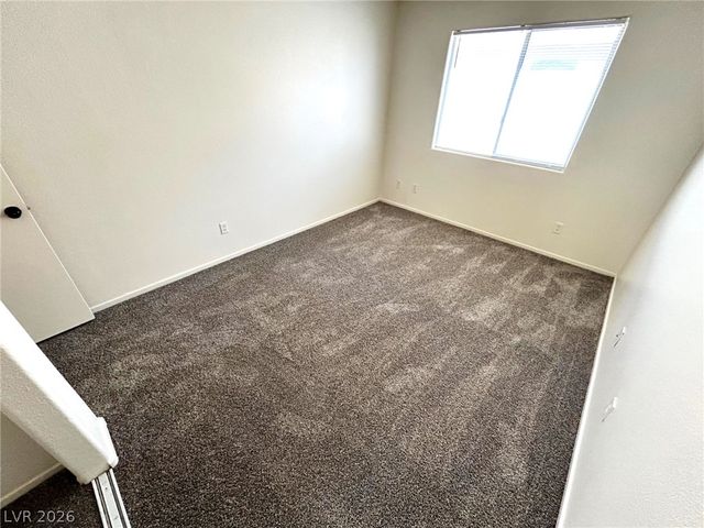 4916 River Splash Avenue, Las Vegas, NV 89131