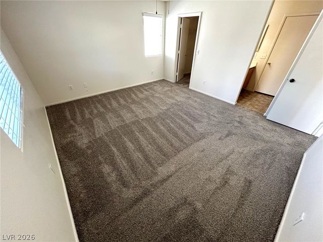 4916 River Splash Avenue, Las Vegas, NV 89131