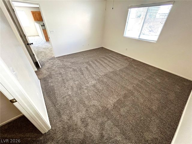 4916 River Splash Avenue, Las Vegas, NV 89131