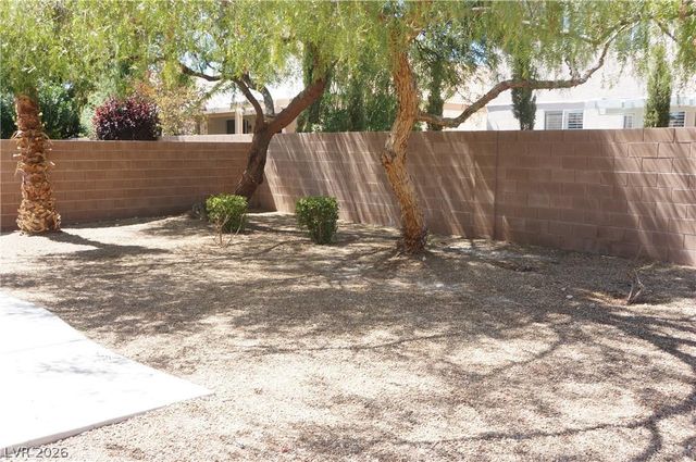 4916 River Splash Avenue, Las Vegas, NV 89131