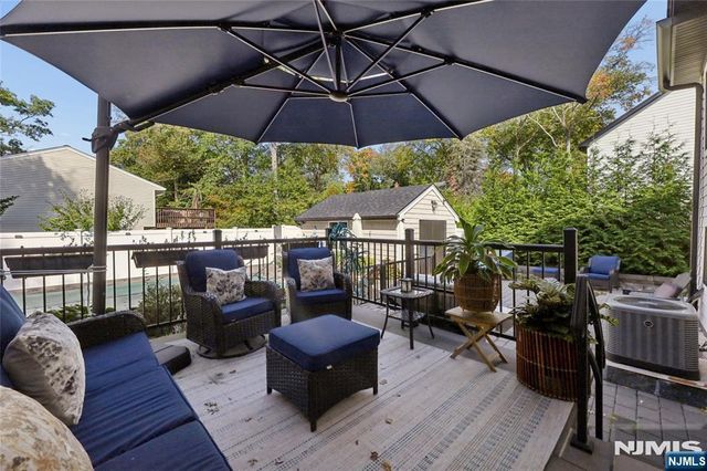 1 John Street, Norwood, NJ 07648