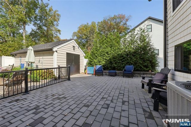 1 John Street, Norwood, NJ 07648