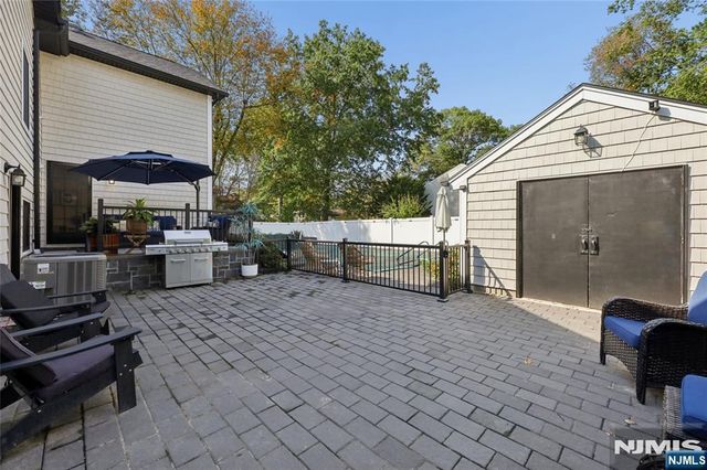 1 John Street, Norwood, NJ 07648