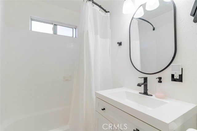 1208 E Avenue R2, Palmdale, CA 93550