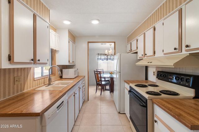 8103 E SOUTHERN Avenue 154, Mesa, AZ 85209