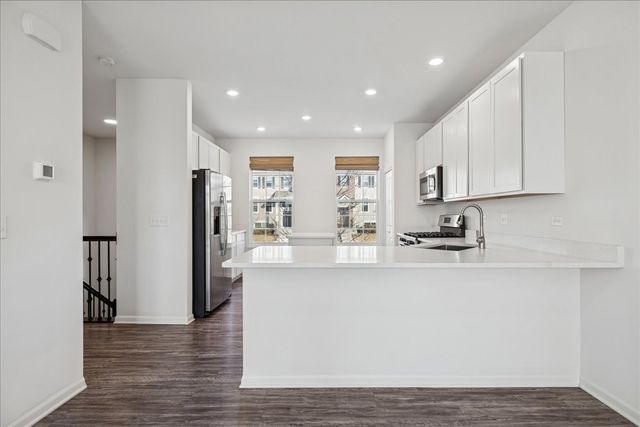 542 Cimmaron Circle, Crystal Lake, IL 60012