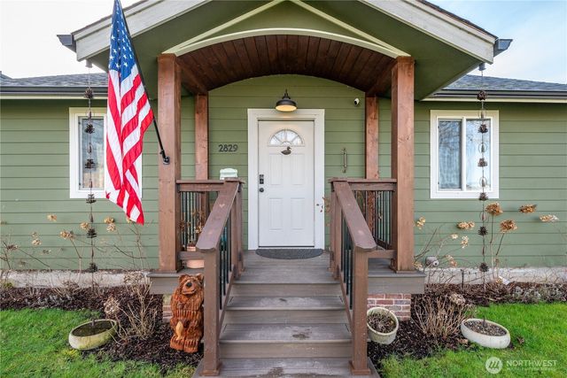 2829 Hemlock Street, Longview, WA 98632