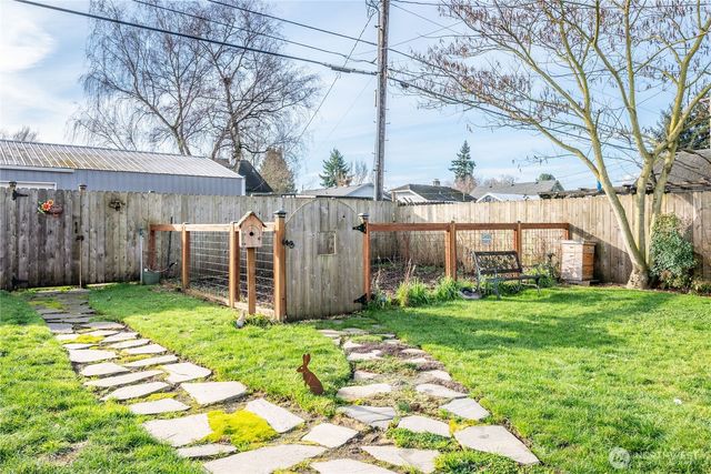 2829 Hemlock Street, Longview, WA 98632