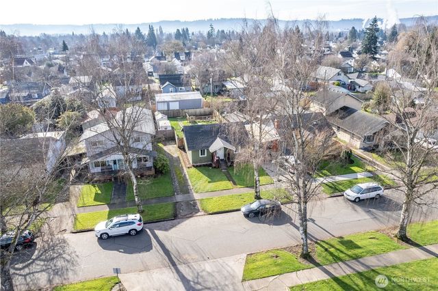 2829 Hemlock Street, Longview, WA 98632