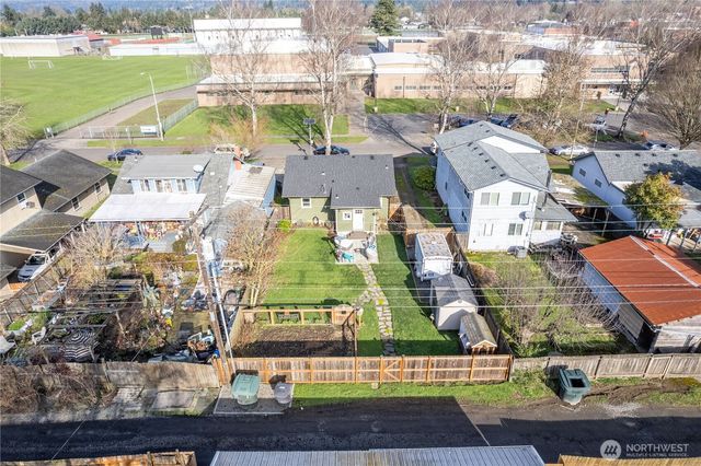 2829 Hemlock Street, Longview, WA 98632