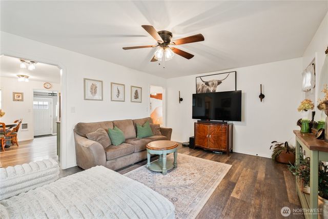 2829 Hemlock Street, Longview, WA 98632