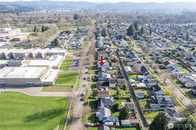 2829 Hemlock Street, Longview, WA 98632