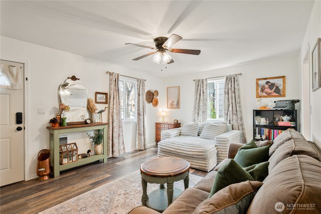 2829 Hemlock Street, Longview, WA 98632