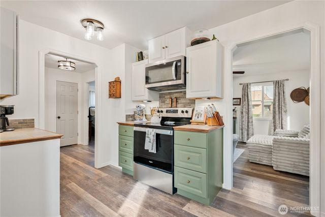 2829 Hemlock Street, Longview, WA 98632