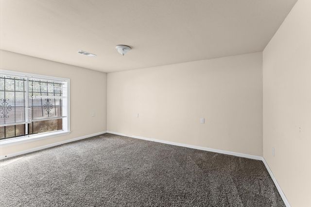 1106 5th Street, Hempstead, TX 77445