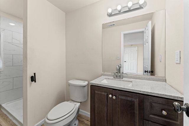 1106 5th Street, Hempstead, TX 77445