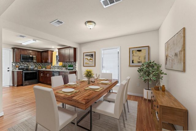 1106 5th Street, Hempstead, TX 77445