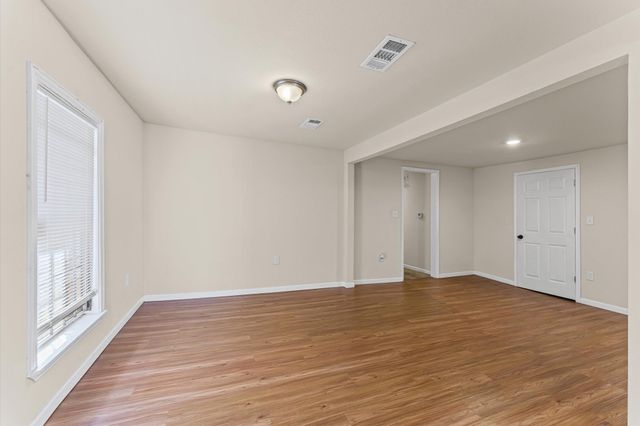 1106 5th Street, Hempstead, TX 77445