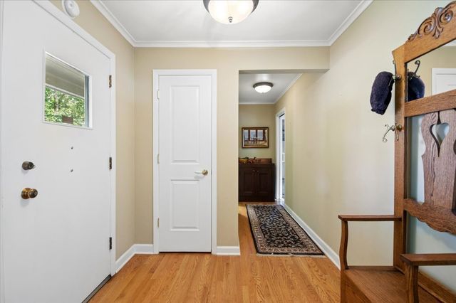 2324 Sumac Circle, Glenview, IL 60025