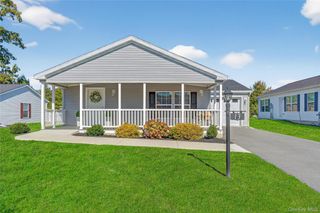 13 Orlando Drive, Poughkeepsie, NY 12603