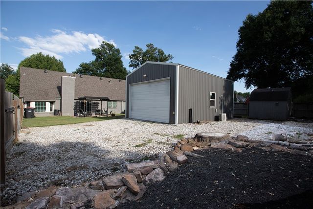 700 Janet Street, Springdale, AR 72762