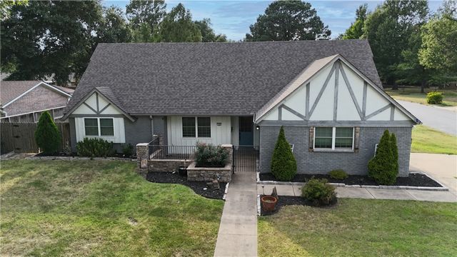 700 Janet Street, Springdale, AR 72762