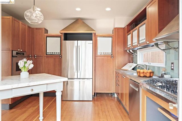 685 685 Calmar Ave, Oakland, CA 94610