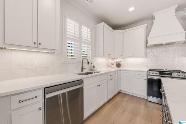 1157 CLIFTON ROAD, Hoover, AL 35244