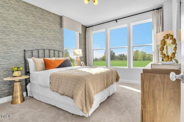 605 Hedrick Ridge Road 305, Cary, NC 27519