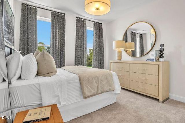 605 Hedrick Ridge Road 305, Cary, NC 27519