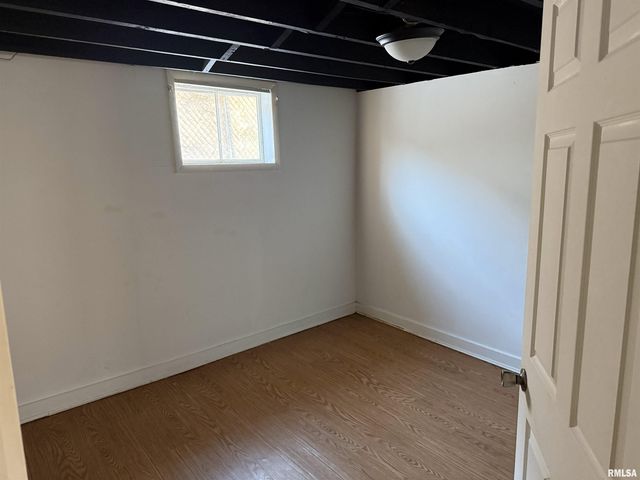 1708 S SPRING Street, Springfield, IL 62704