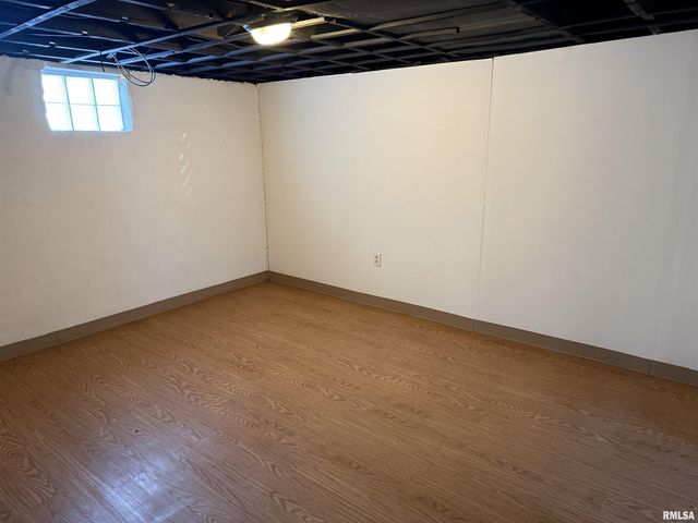 1708 S SPRING Street, Springfield, IL 62704