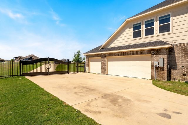 12700 Cold Spring Lane, Ponder, TX 76259