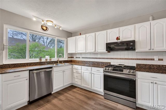 1308 Dautel Lane, St Louis, MO 63146