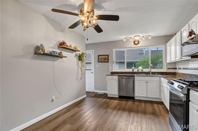 1308 Dautel Lane, St Louis, MO 63146