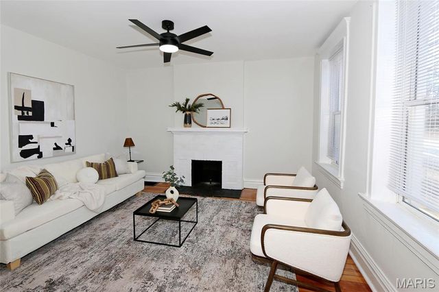 5614 S Compton Avenue, St Louis, MO 63111