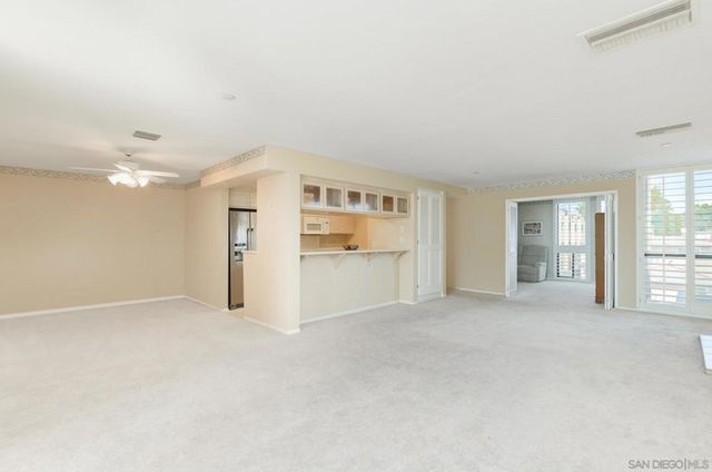 1125 Pacific Beach Dr 204, San Diego, CA 92109