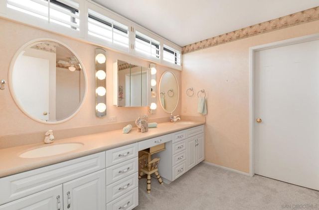 1125 Pacific Beach Dr 204, San Diego, CA 92109